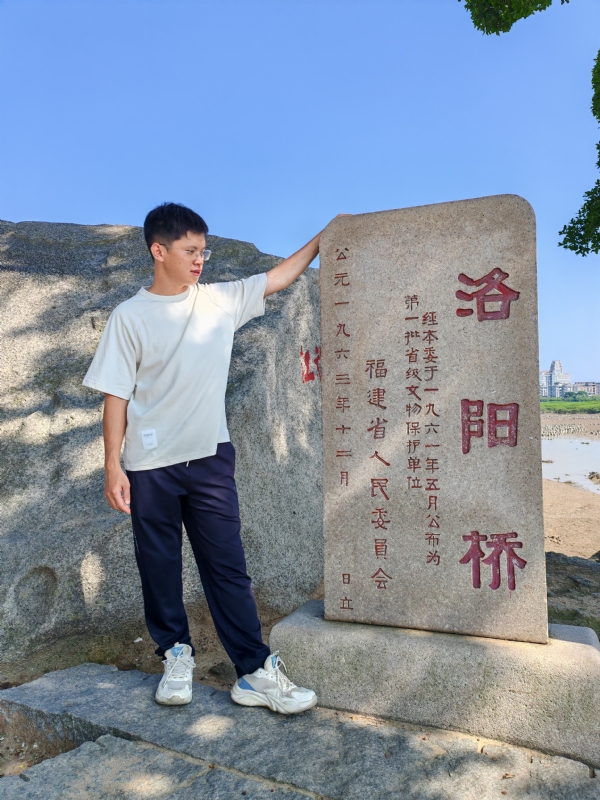 风尘的第二张照片--三明残疾人相亲网